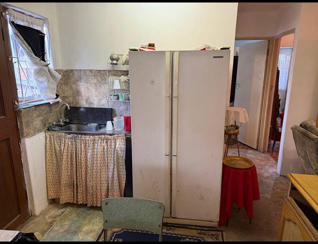 2 BEDROOM FREEHOLD FOR SALE IN BONELA